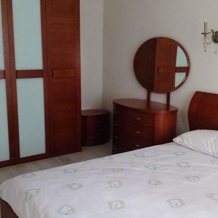 Apartment On Prospiekt Pobiedy 18 เคียฟ ภายนอก รูปภาพ