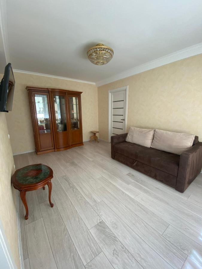 Apartment On Prospiekt Pobiedy 18 เคียฟ ภายนอก รูปภาพ